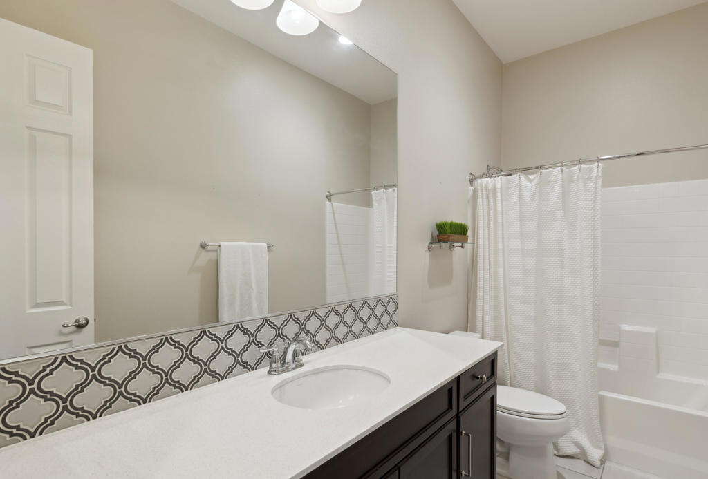 84994 Bedero Court
