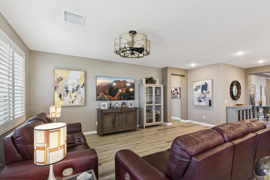 85557 Veneto Lane