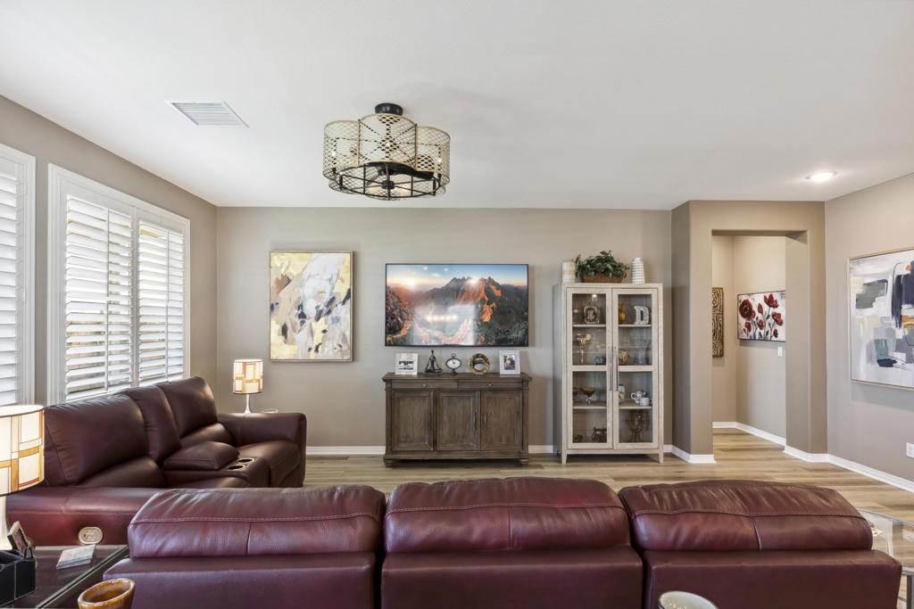 85557 Veneto Lane
