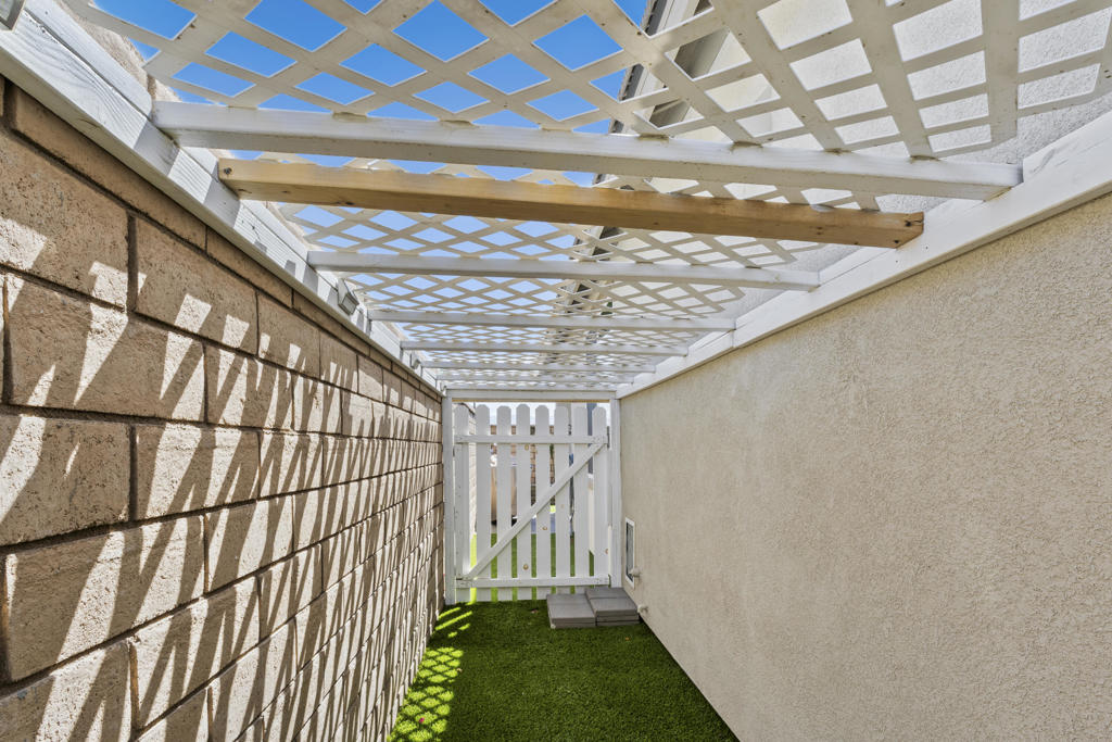 85557 Veneto Lane