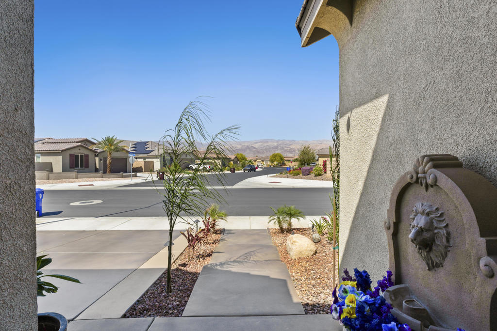 85557 Veneto Lane