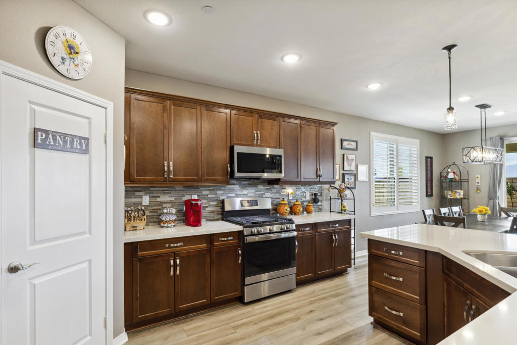 85557 Veneto Lane