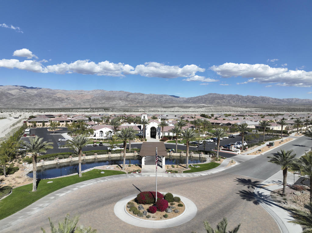 85557 Veneto Lane