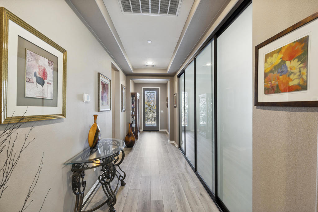 85557 Veneto Lane