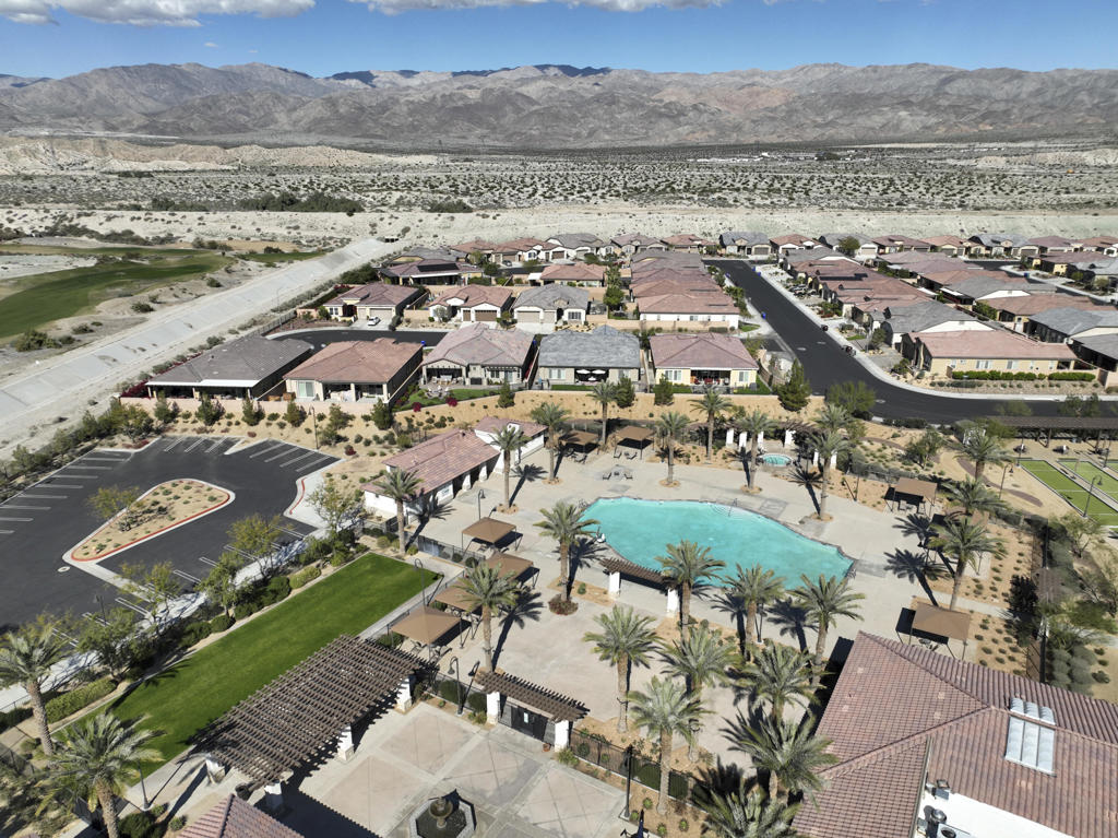 85557 Veneto Lane