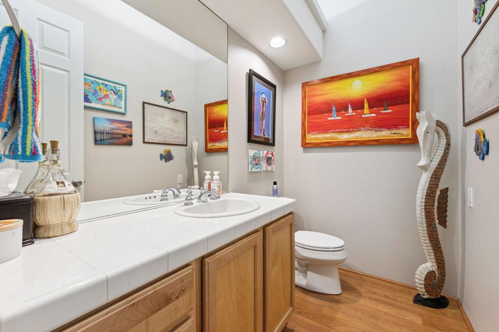 40785 Avenida Rosario