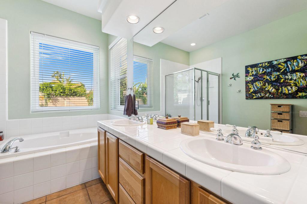 40785 Avenida Rosario