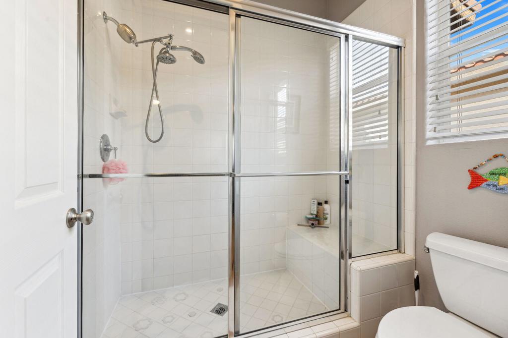 40785 Avenida Rosario