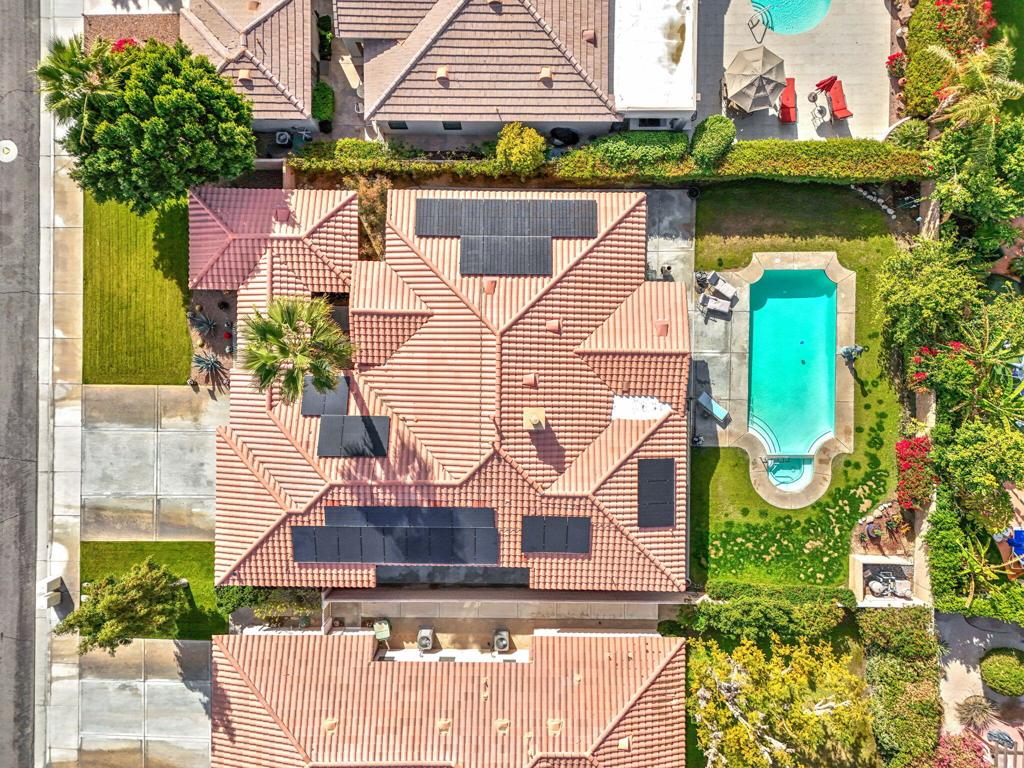 40785 Avenida Rosario