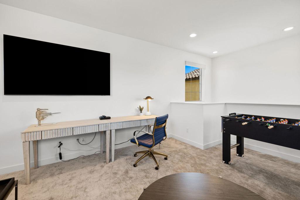 80355 Whisper Rock Way