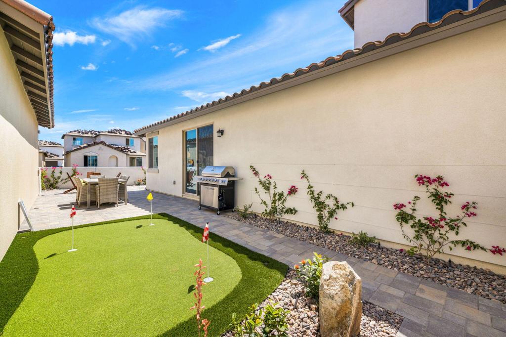 80355 Whisper Rock Way