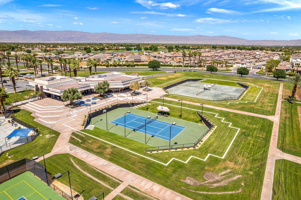 80355 Whisper Rock Way