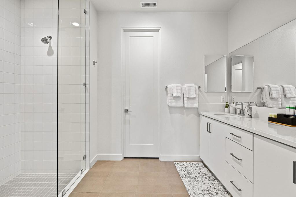 80355 Whisper Rock Way