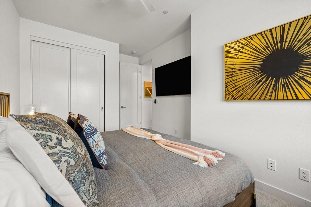 80355 Whisper Rock Way