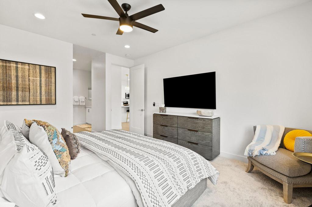 80355 Whisper Rock Way