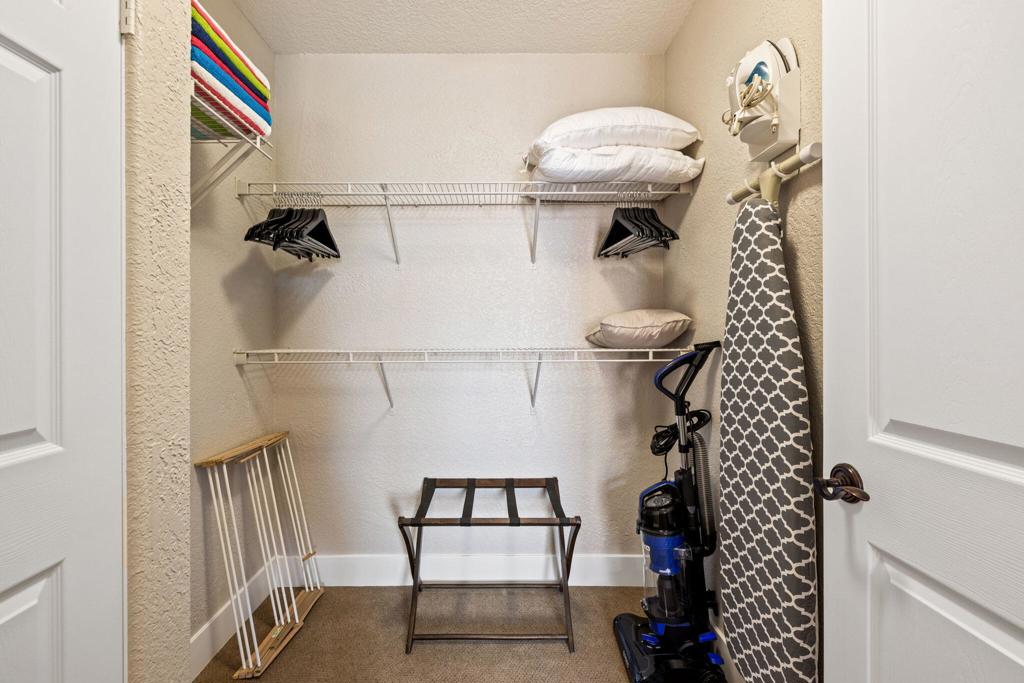 50700 Santa Rosa Plaza 7