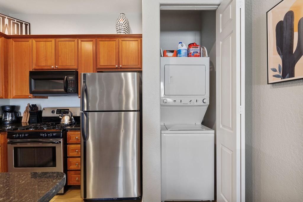 50620 Santa Rosa Plaza 4