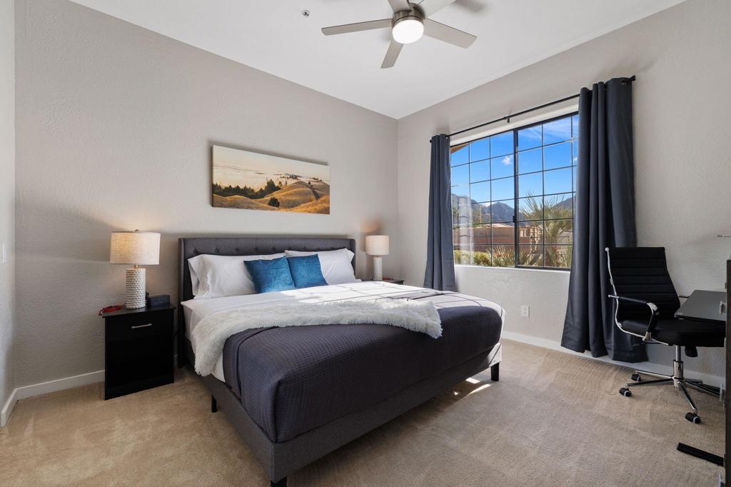 50620 Santa Rosa Plaza 4
