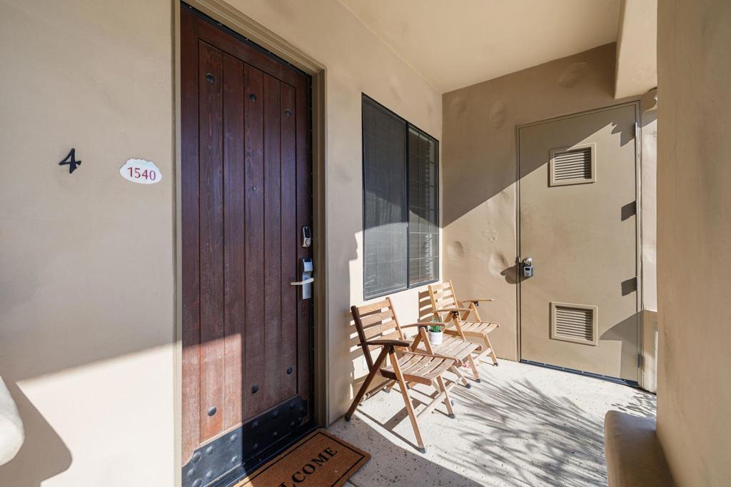 50620 Santa Rosa Plaza 4