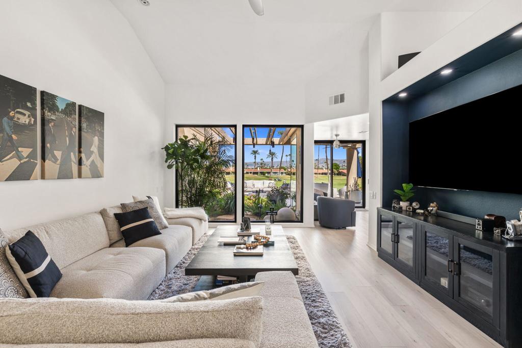 75672 Vista Del Rey