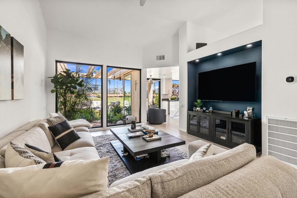 75672 Vista Del Rey