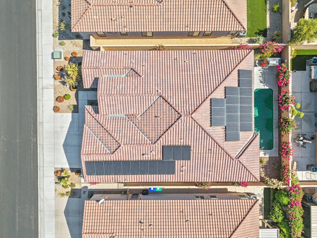 43086 Borretti Way