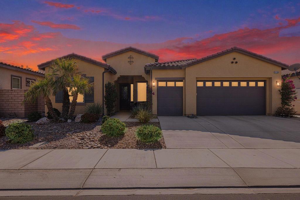 43086 Borretti Way