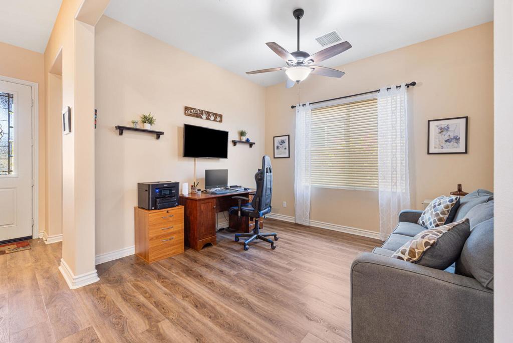43086 Borretti Way