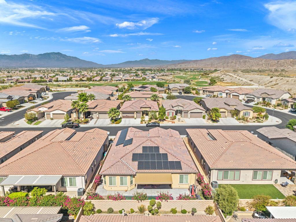 43086 Borretti Way