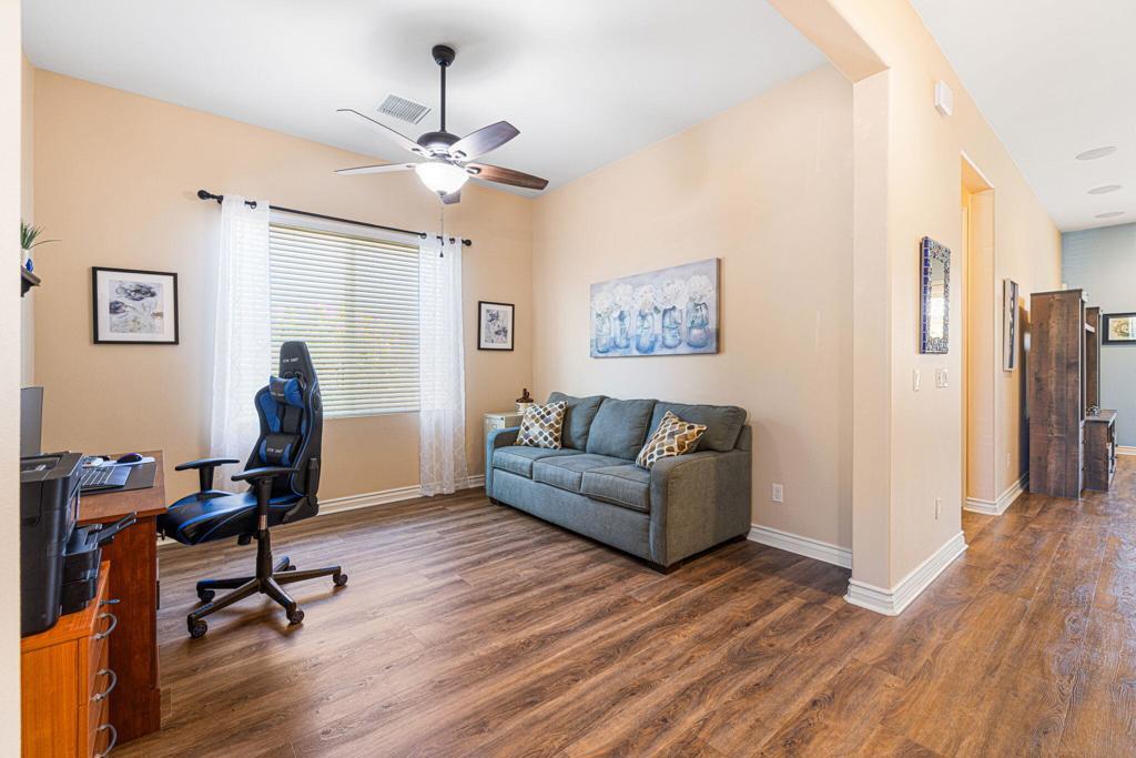 43086 Borretti Way
