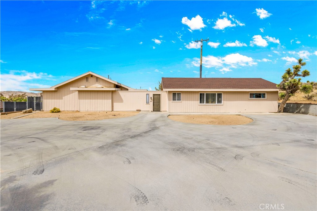 56520 Golden Bee Drive