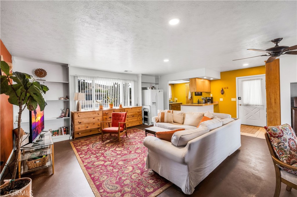 56520 Golden Bee Drive