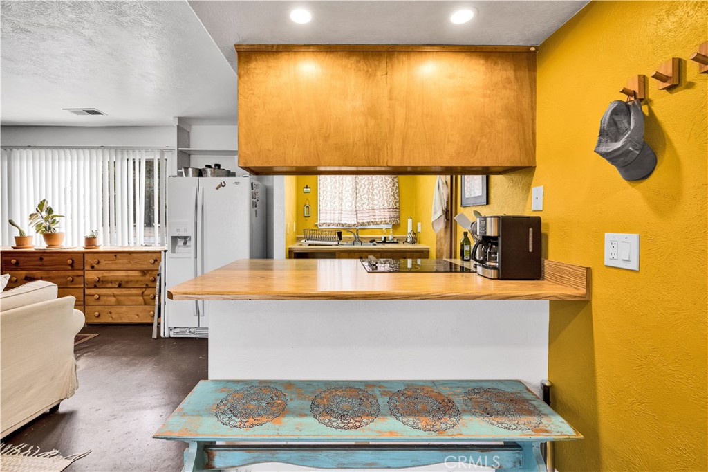 56520 Golden Bee Drive