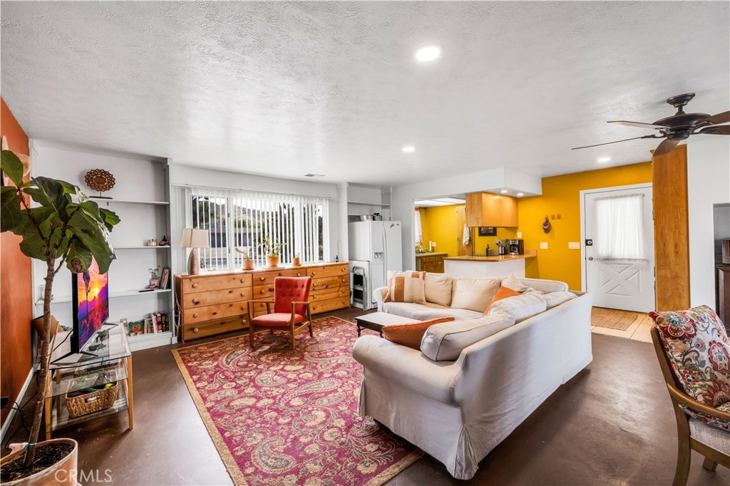 56520 Golden Bee Drive