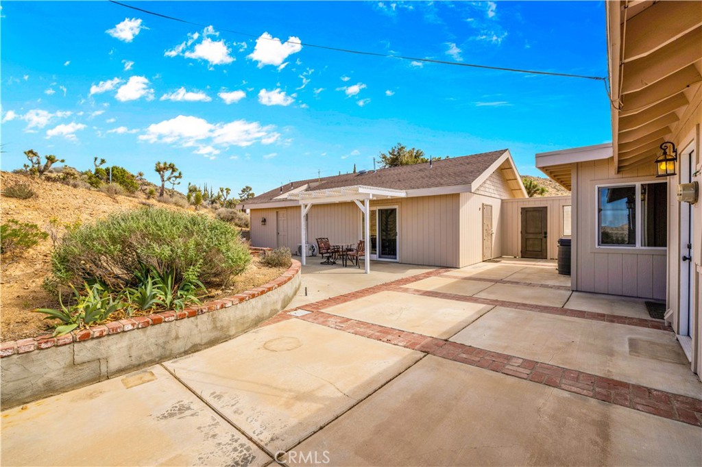 56520 Golden Bee Drive