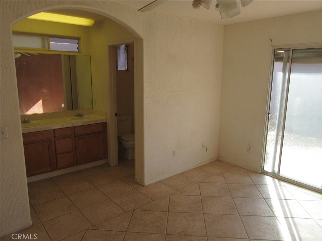 54405 Avenida Obregon