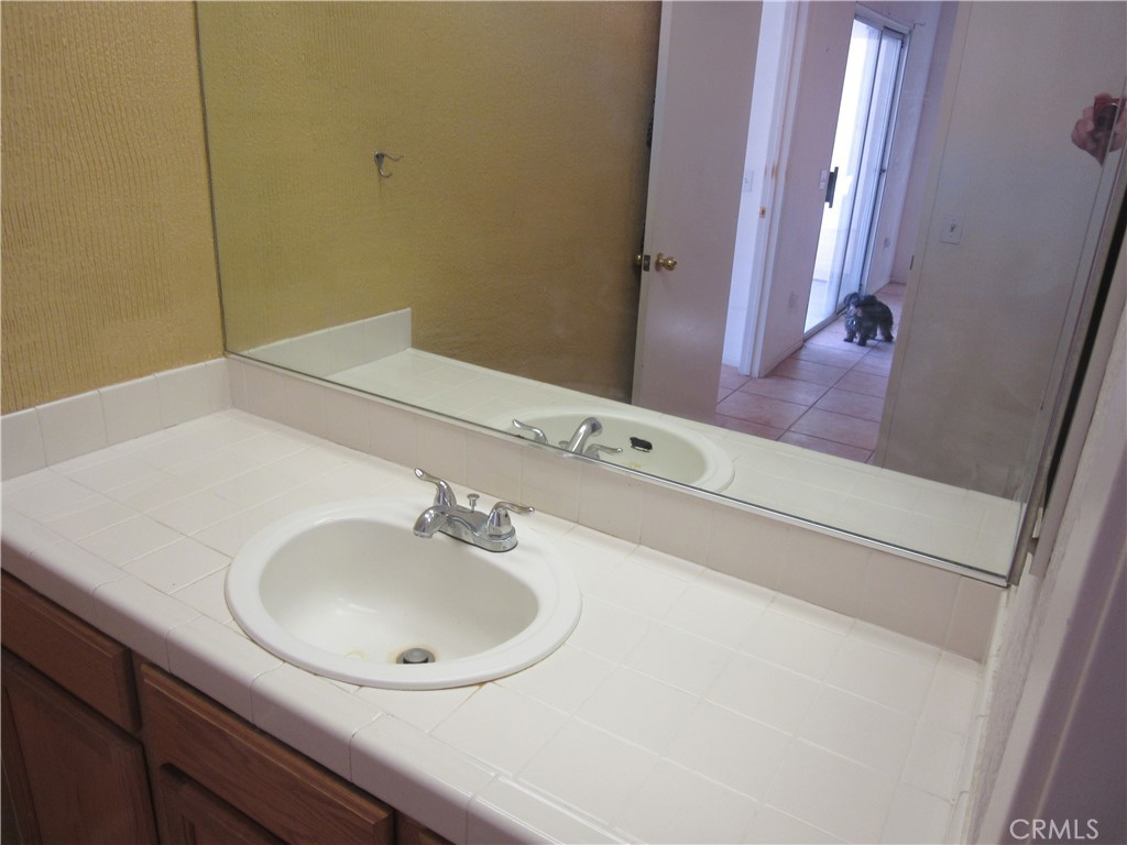 54405 Avenida Obregon