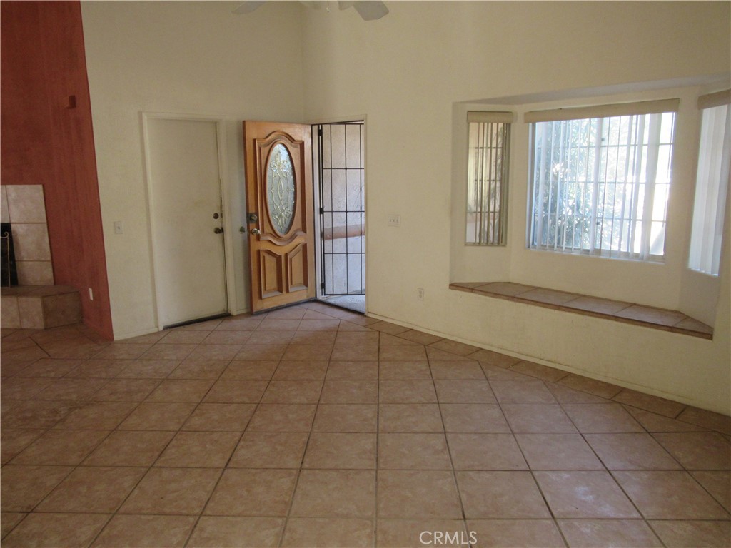 54405 Avenida Obregon