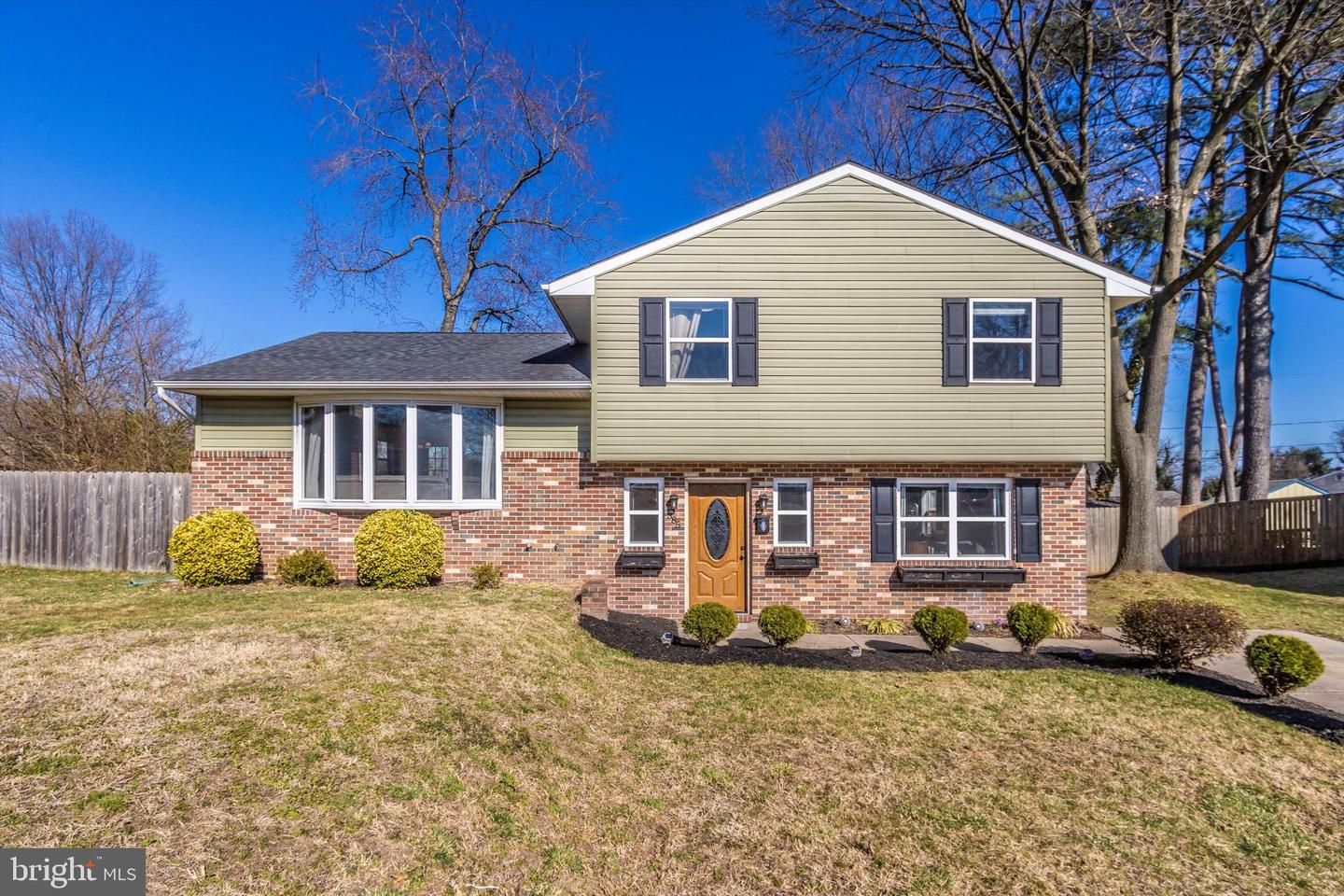 385 JAYBEA COURT