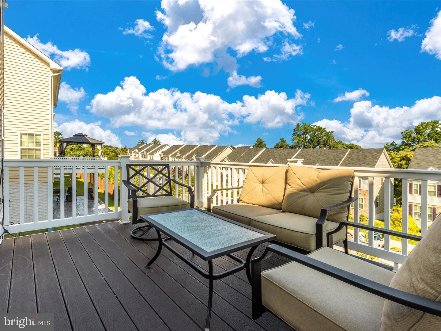 216 CEDAR HILL LANE