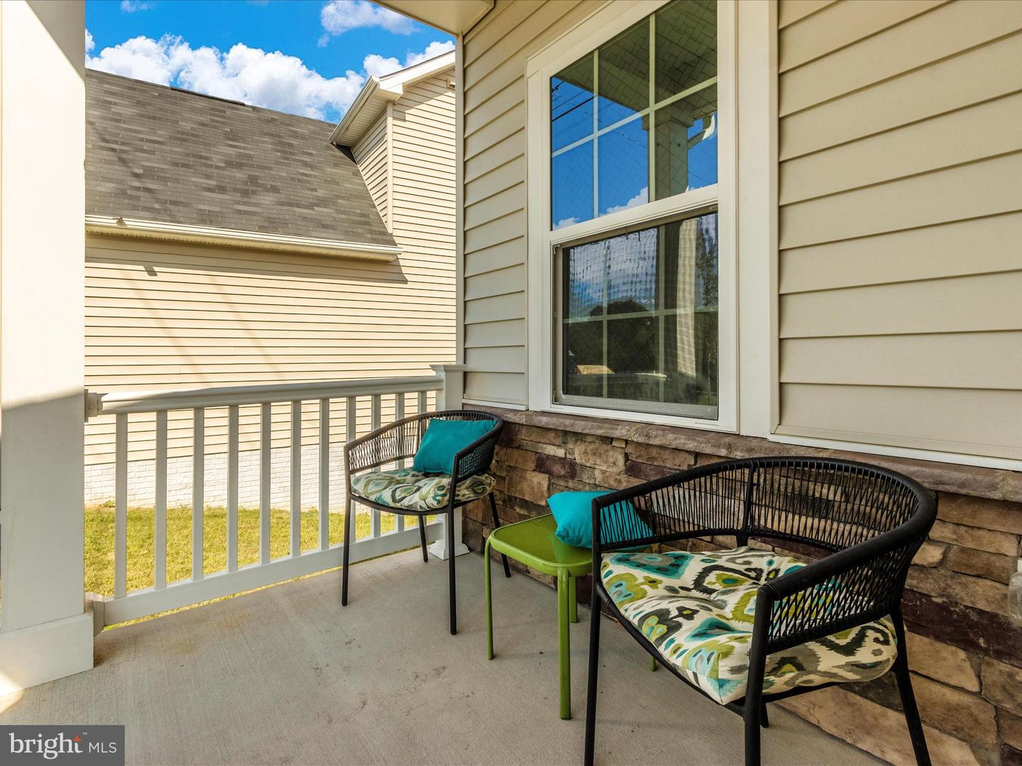 216 CEDAR HILL LANE