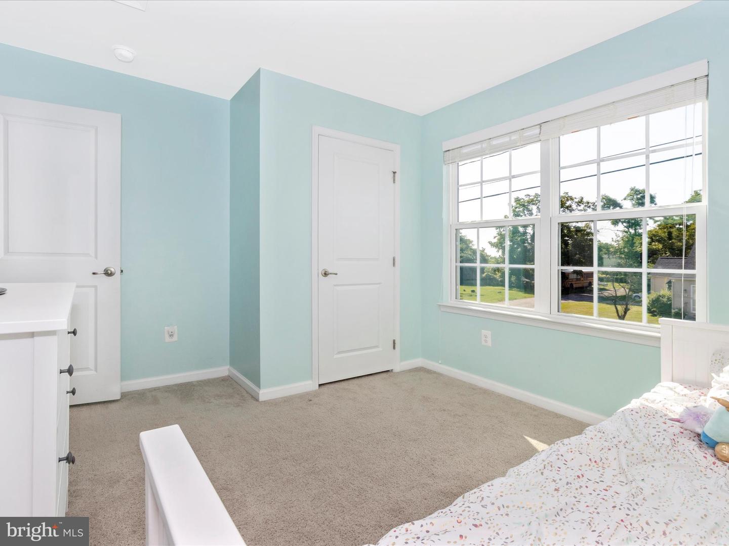 216 CEDAR HILL LANE