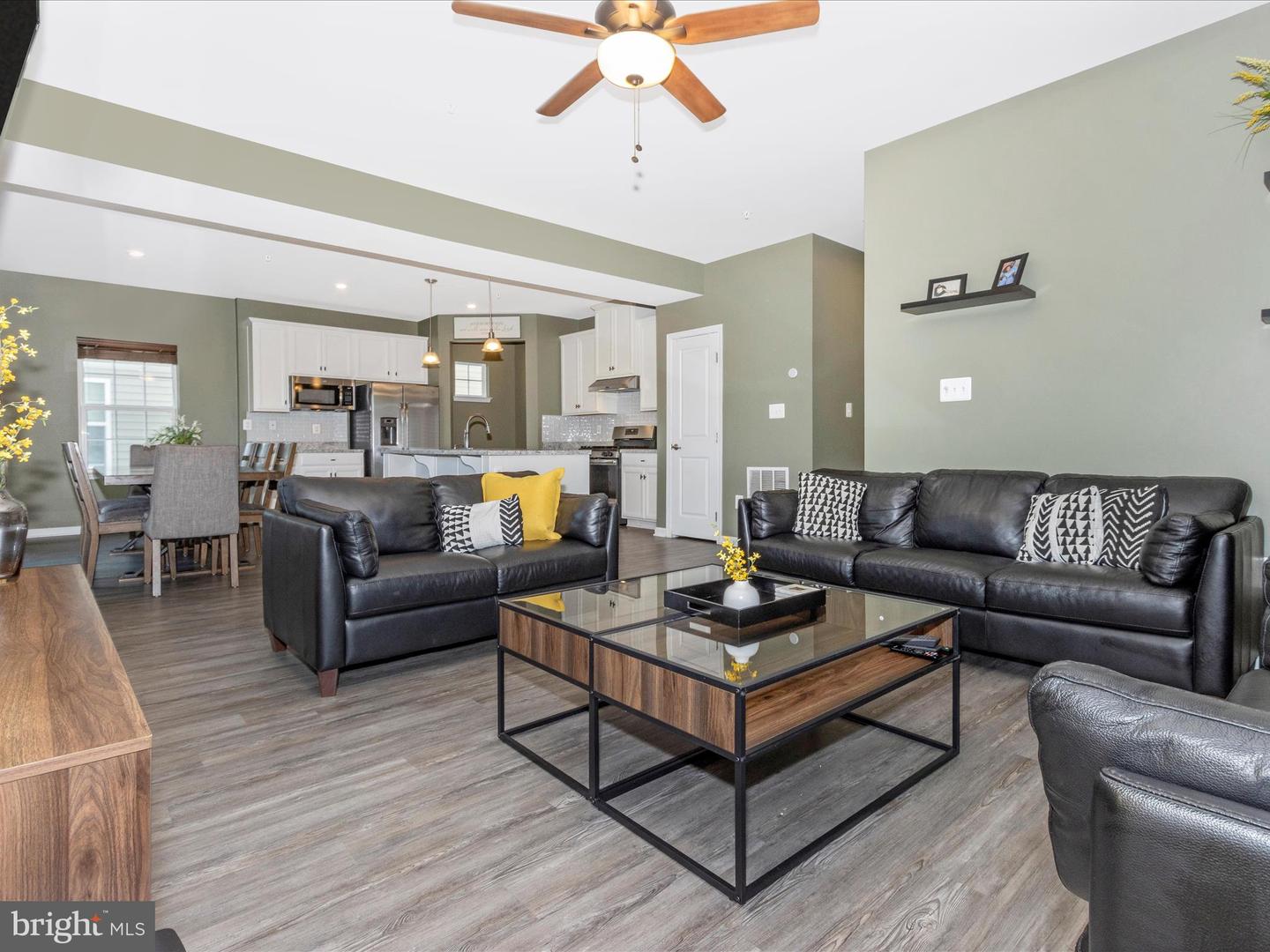 216 CEDAR HILL LANE