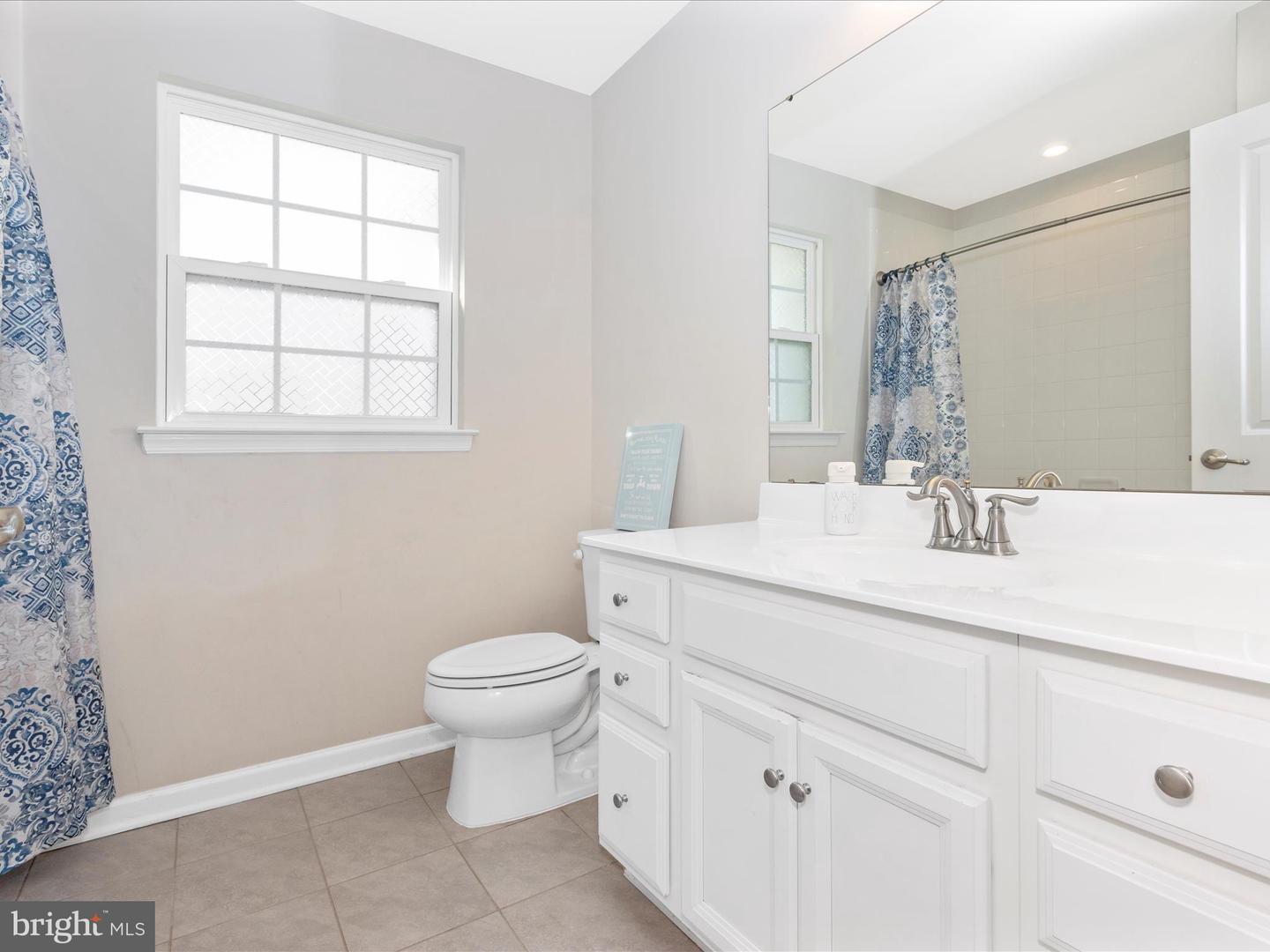 216 CEDAR HILL LANE