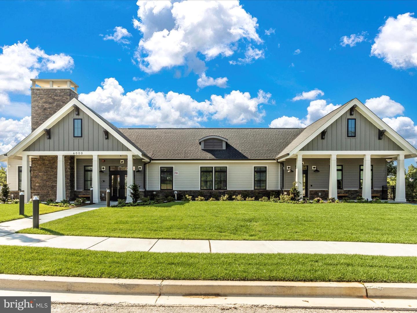216 CEDAR HILL LANE