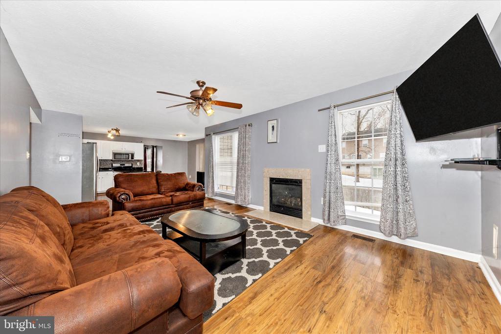 5521 AUBURN COURT