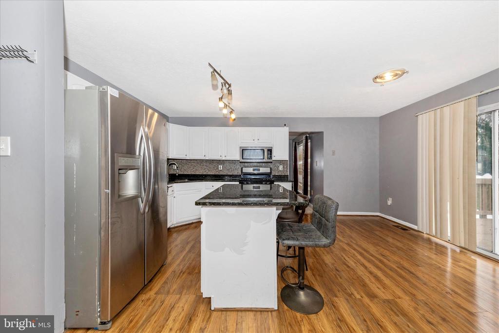 5521 AUBURN COURT