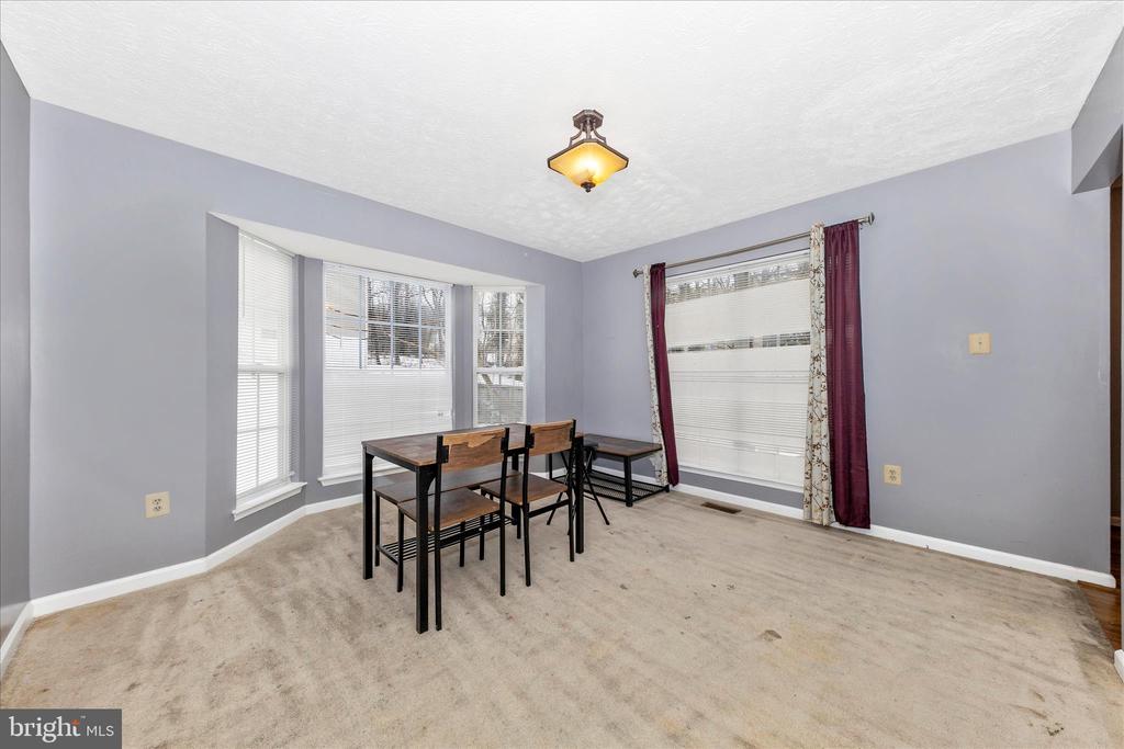 5521 AUBURN COURT
