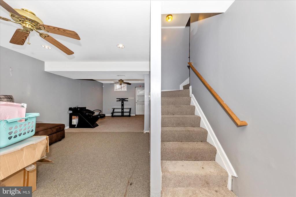 5521 AUBURN COURT