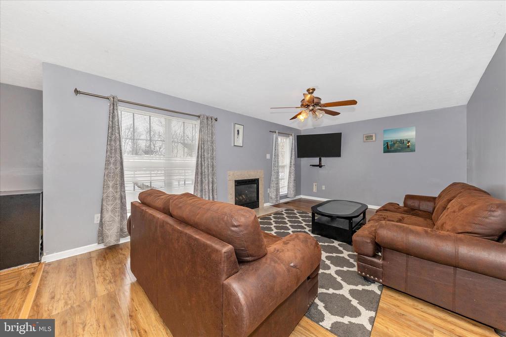 5521 AUBURN COURT